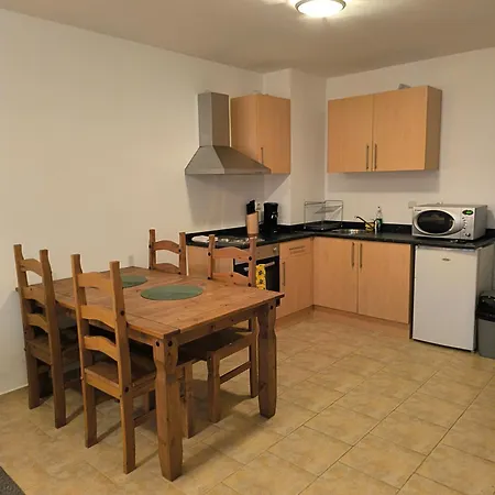 Apartament Pine's - Cozy With Free Bottle Of Wine, Private Wifi, Free Parking *