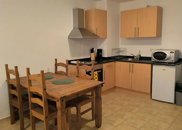 Apartament Pine's - Cozy With Free Bottle Of Wine, Private Wifi, Free Parking *