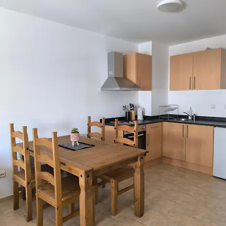 Pine's - Cozy With Free Bottle Of Wine, Private Wifi, Free Parking Lejlighed