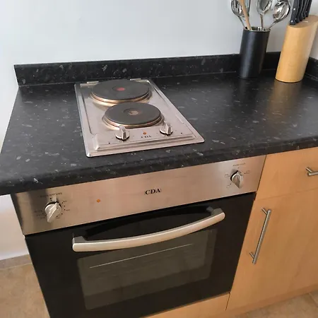 Pine's - Cozy With Free Bottle Of Wine, Private Wifi, Free Parking Lejlighed *