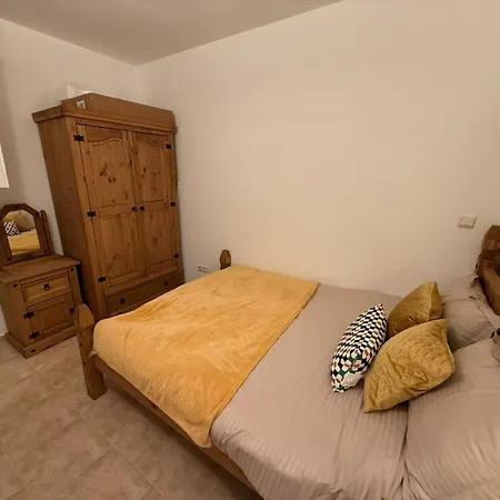 Pine's - Cozy With Free Bottle Of Wine, Private Wifi, Free Parking Lejlighed Bansko