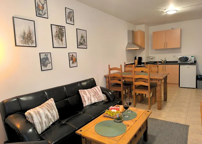 Pine's - Cozy With Free Bottle Of Wine, Private Wifi, Free Parking Apartman