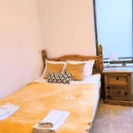 Pine's , Private Wifi, Free Parking Daire Bansko