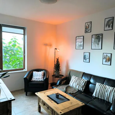 Pine's , Private Wi-fi Apartment Bansko